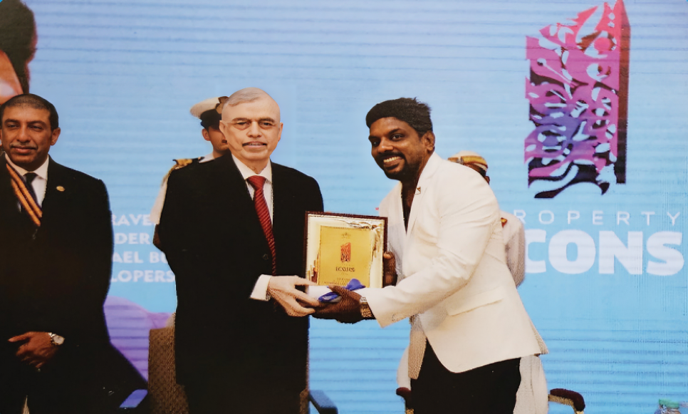 Mr. Praveen receiving The Best Builder Award-2018